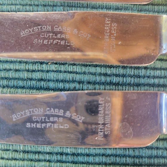 Set of Nine Sheffield Stainless Steel Faux Bone Handled Knives - Picture 7 of 9